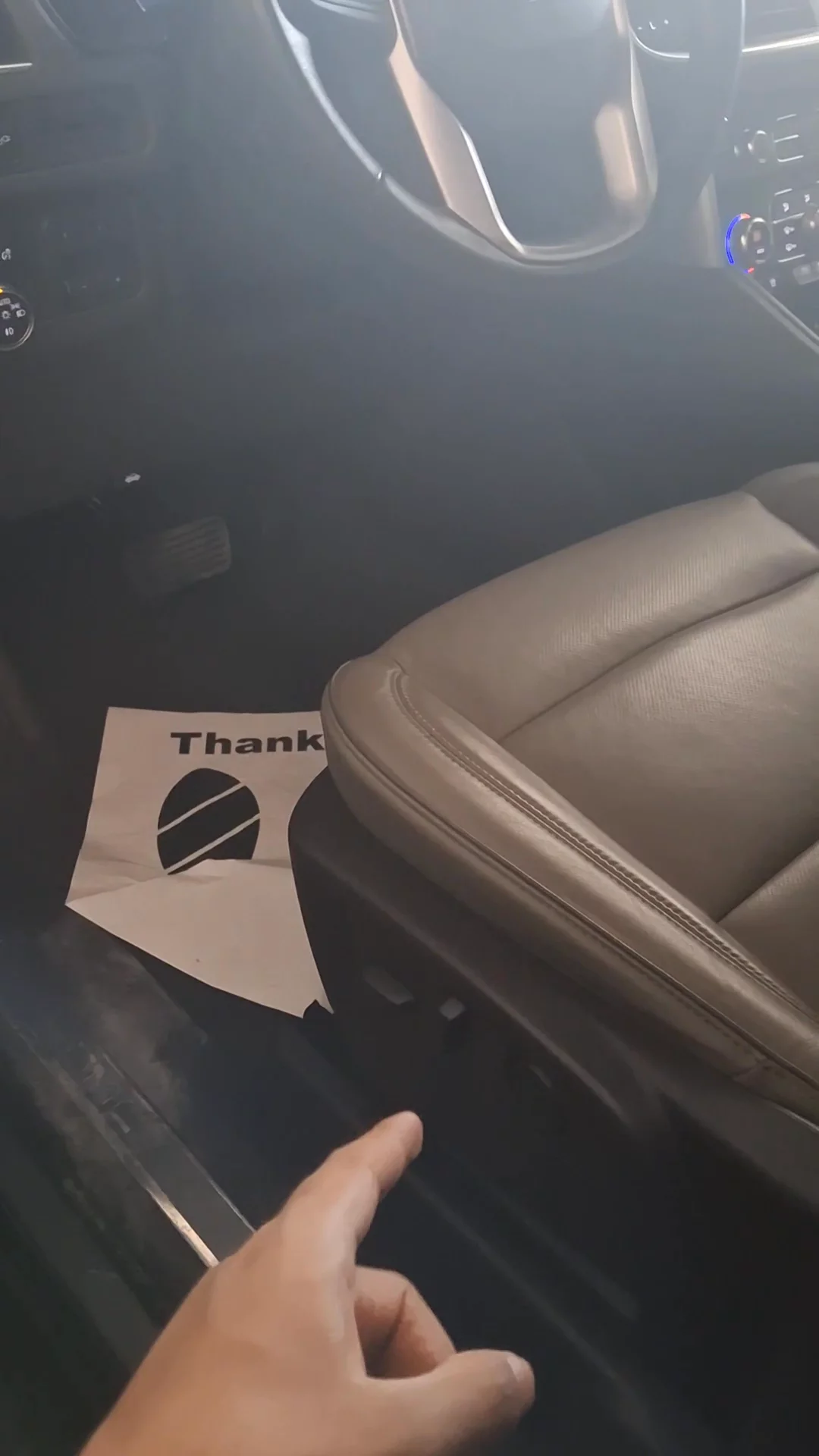 Car video thumbnail 1 of 7