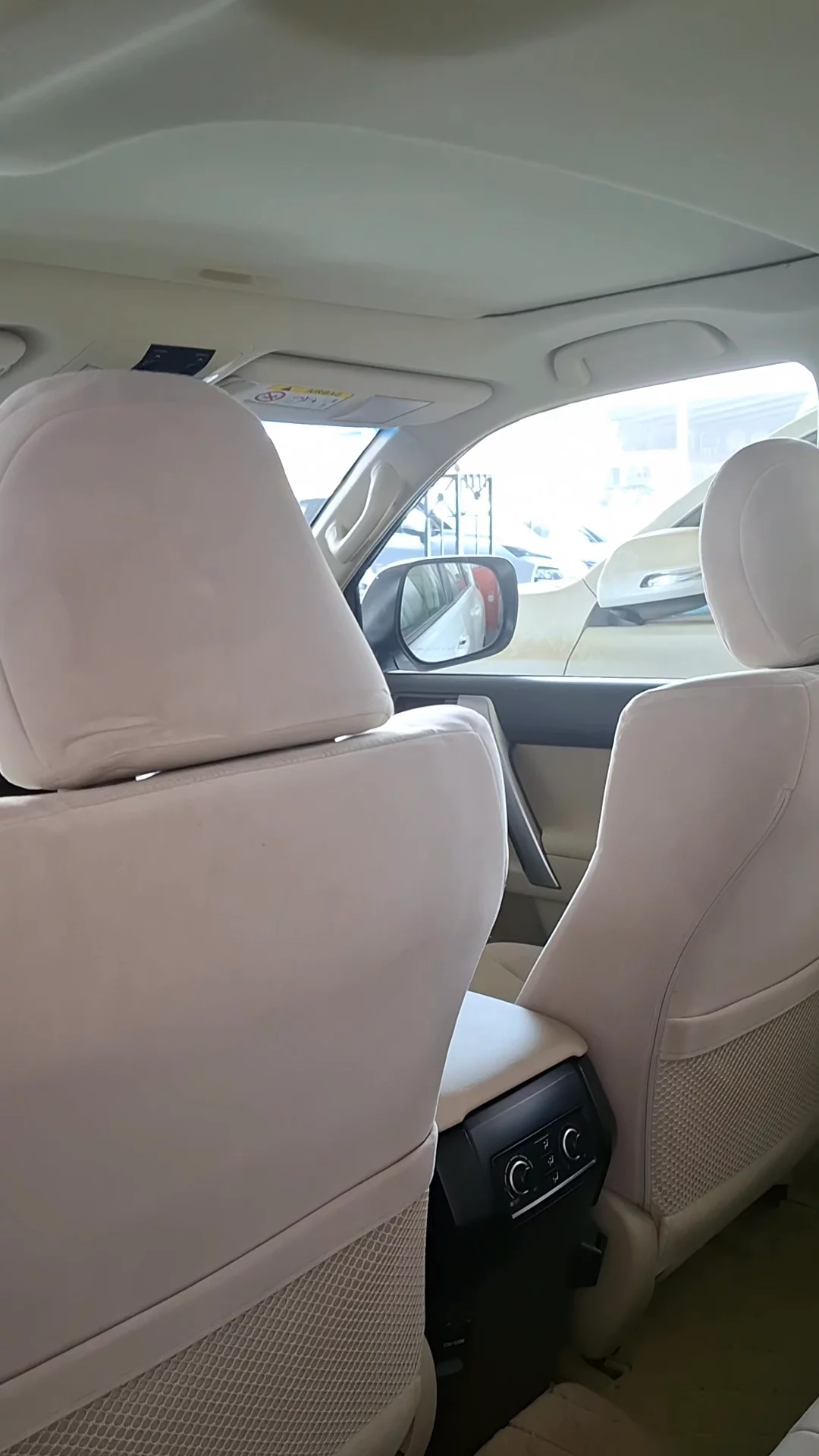 Car video thumbnail 1 of 9