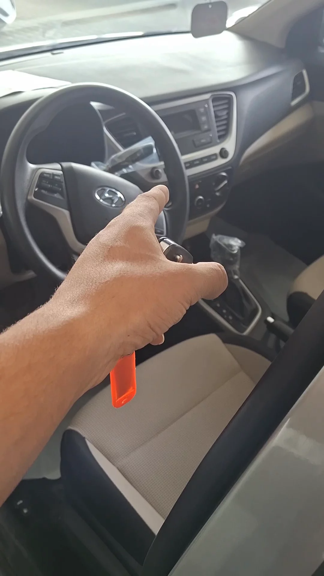 Car video thumbnail 1 of 7