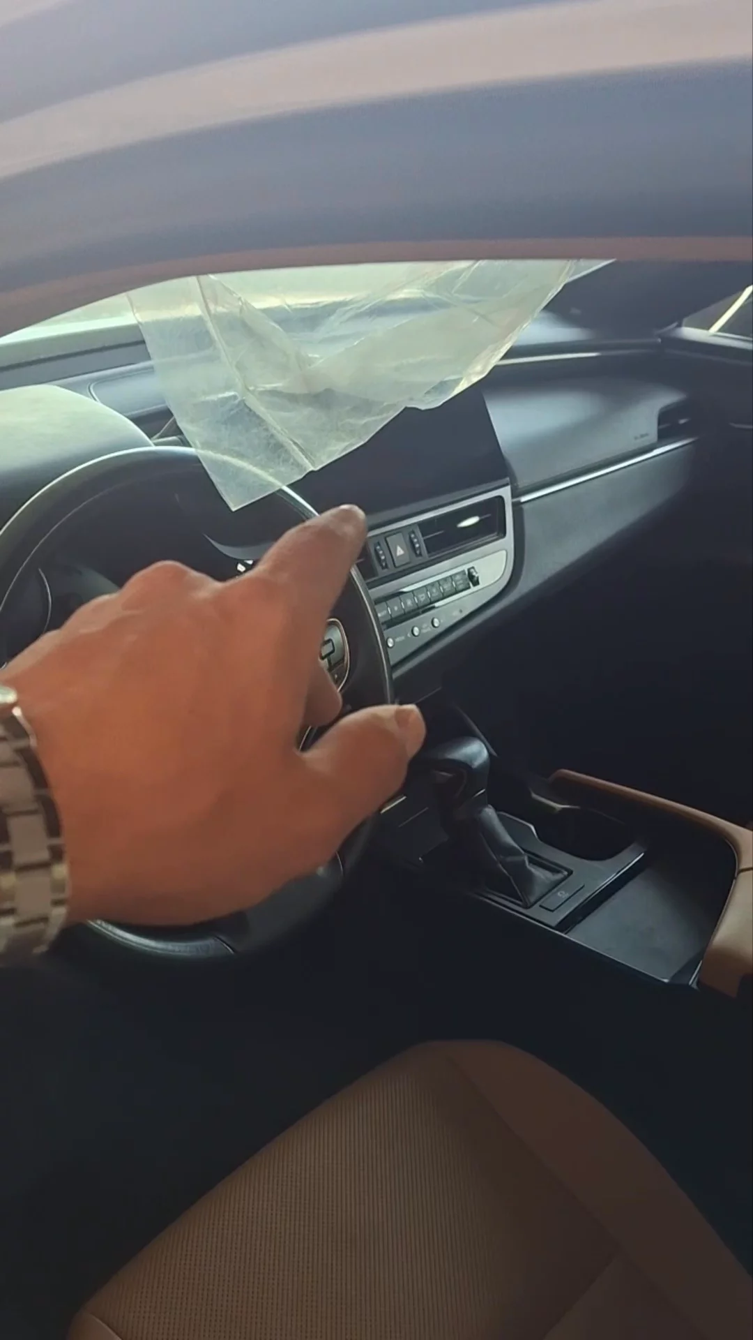 Car video thumbnail 1 of 7