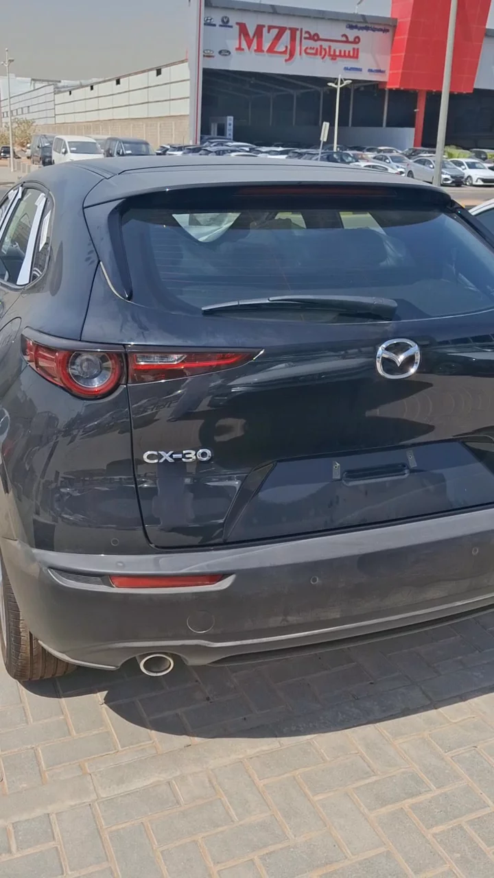 Car video thumbnail 1 of 10