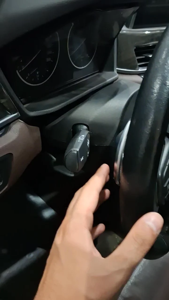 Car video thumbnail 1 of 9