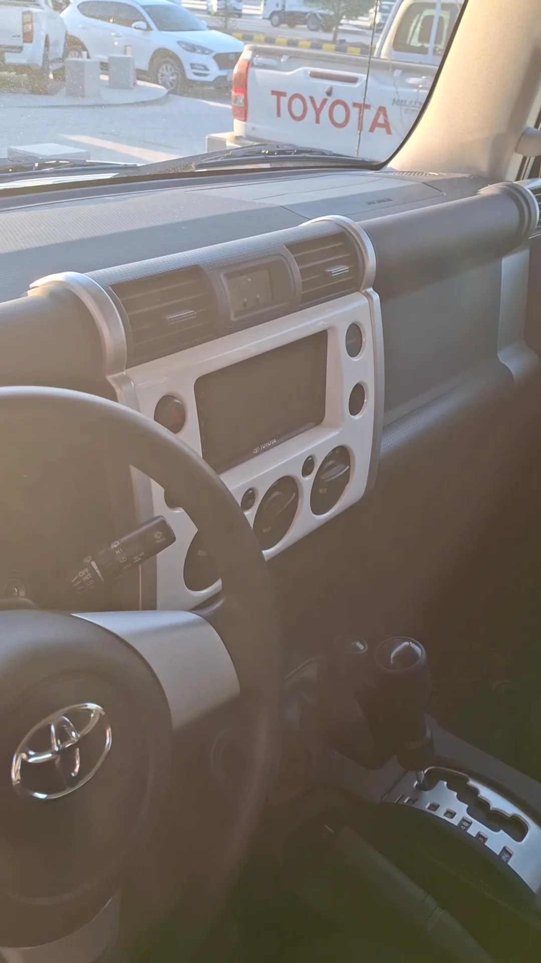 Car video thumbnail 1 of 8