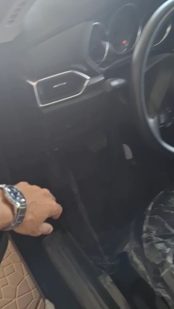 Car video thumbnail 1 of 10