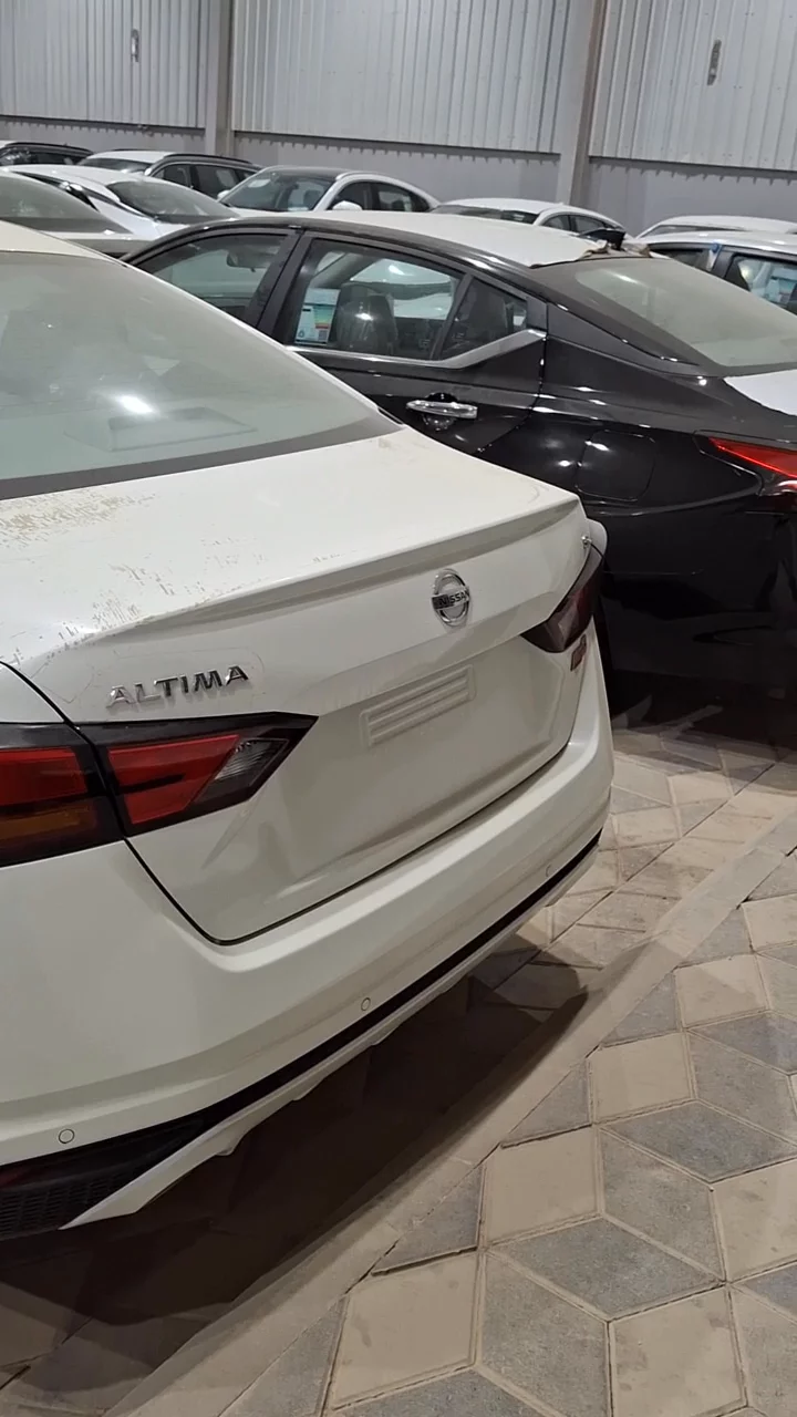 نيسان التيما SL 2022