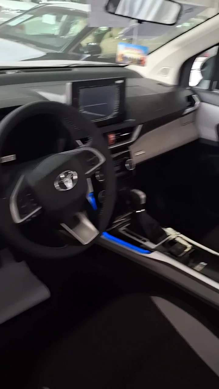 Toyota Veloz GLX 2025