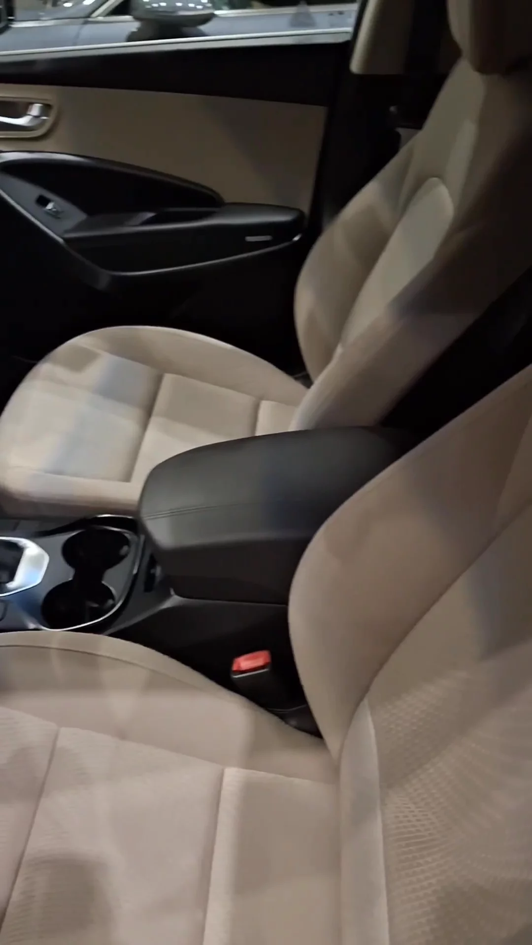 Car video thumbnail 1 of 9