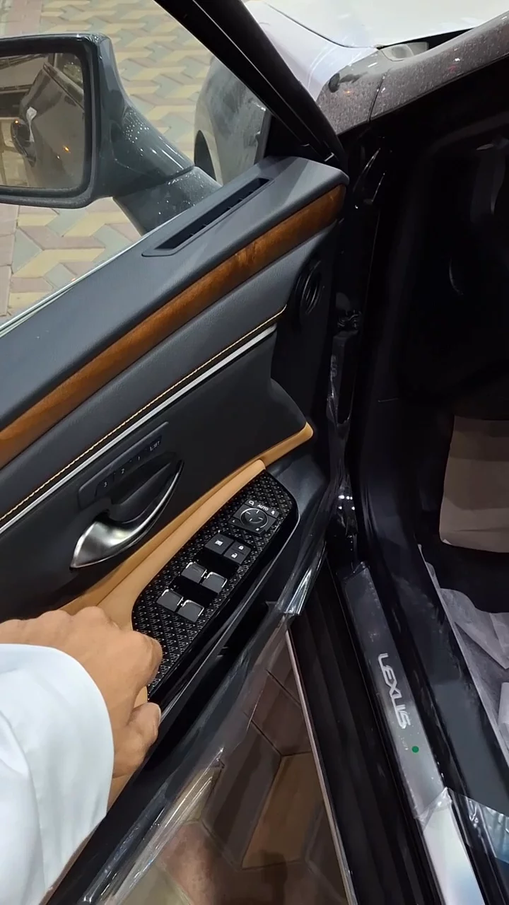 Lexus ES 350 cc 2025