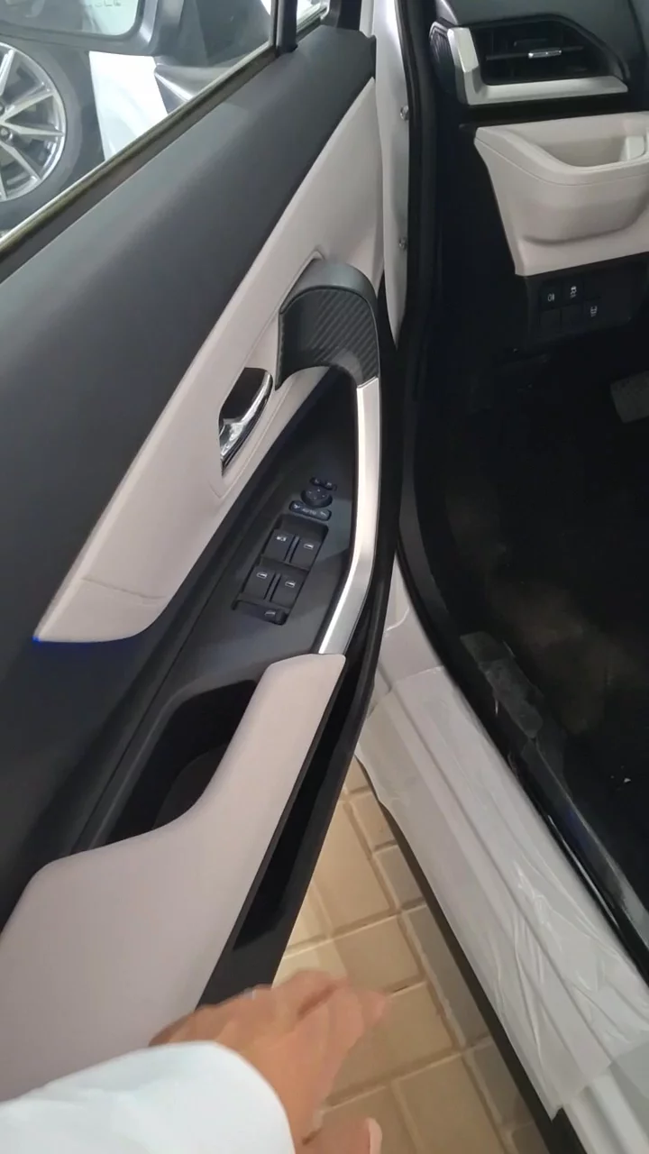 Toyota Veloz GLX 2025