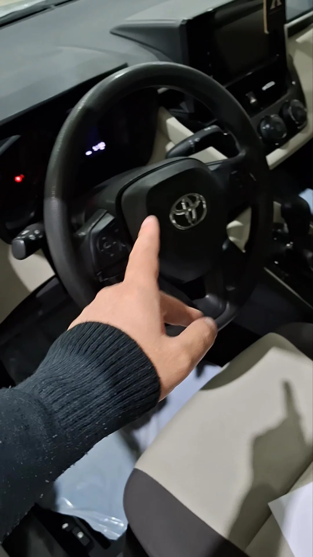 Car video thumbnail 1 of 10