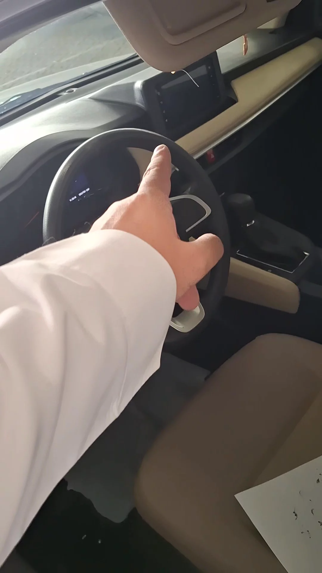 Car video thumbnail 1 of 9