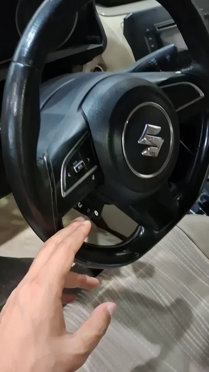 Car video thumbnail 1 of 9