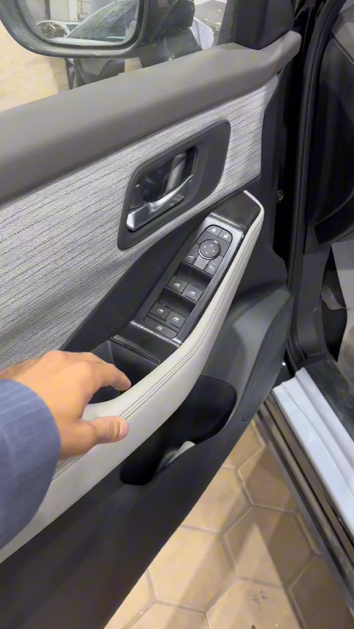 نيسان اكس تريل S 5 Seats 2025