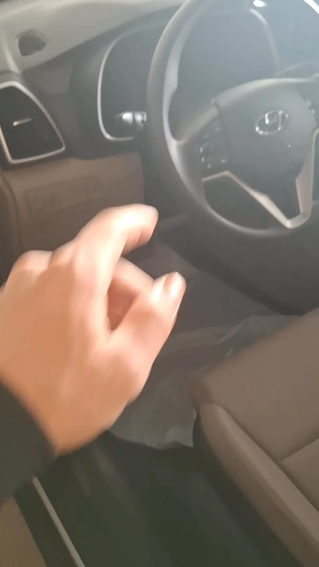 Car video thumbnail 1 of 8