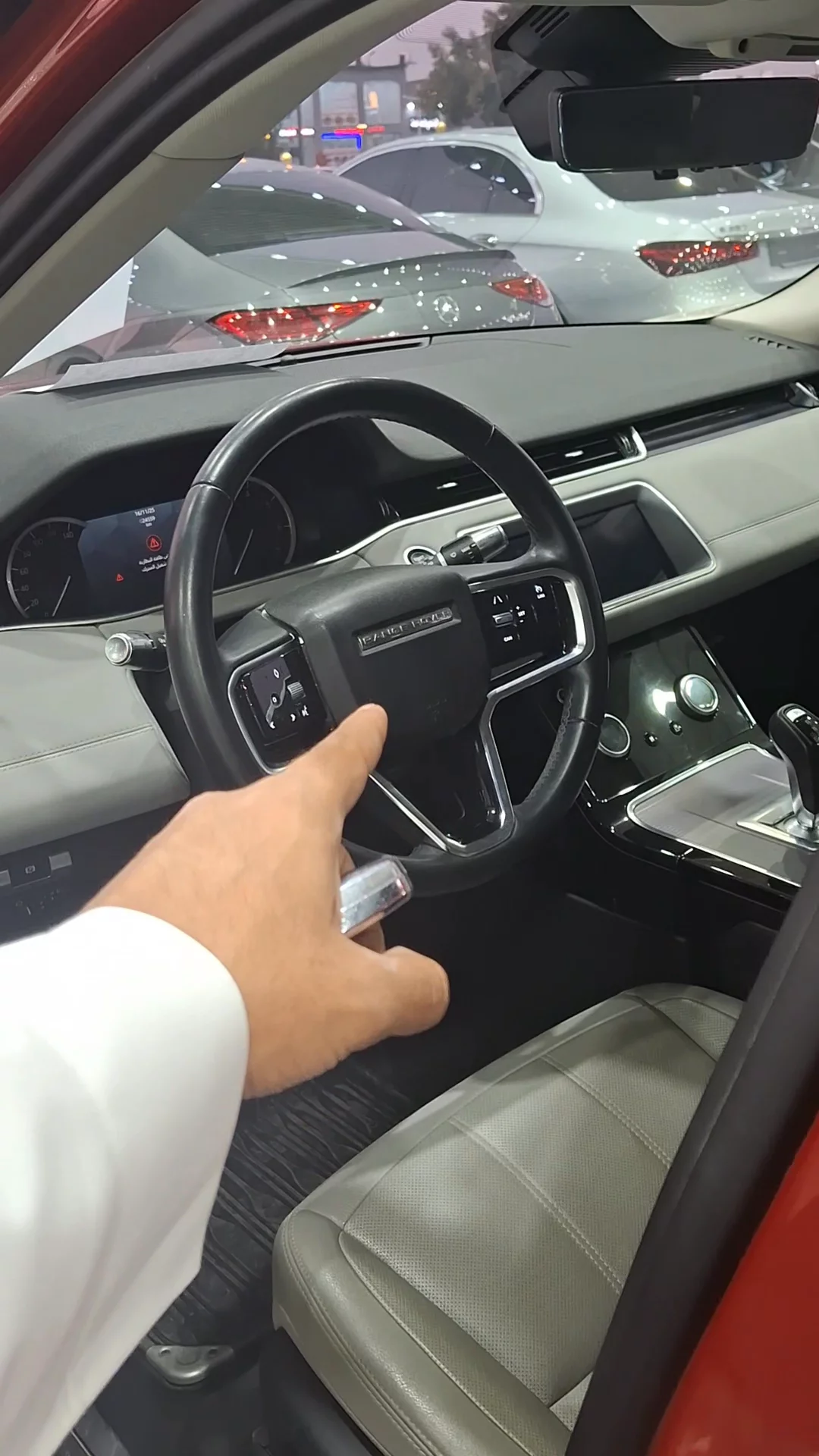 Car video thumbnail 1 of 8