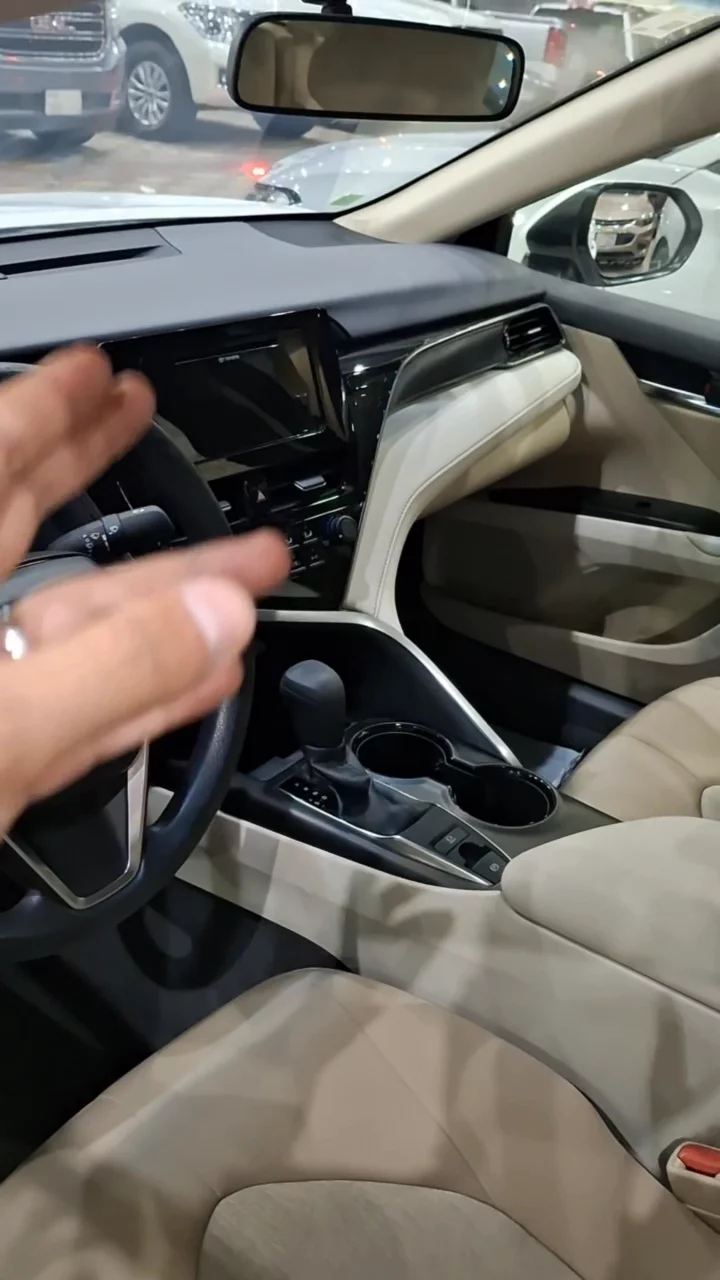 Car video thumbnail 1 of 10