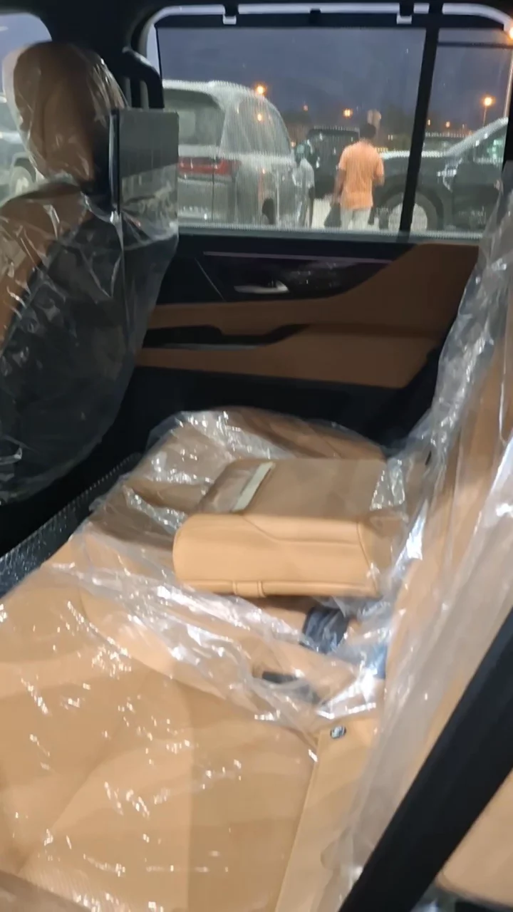 Car video thumbnail 1 of 10