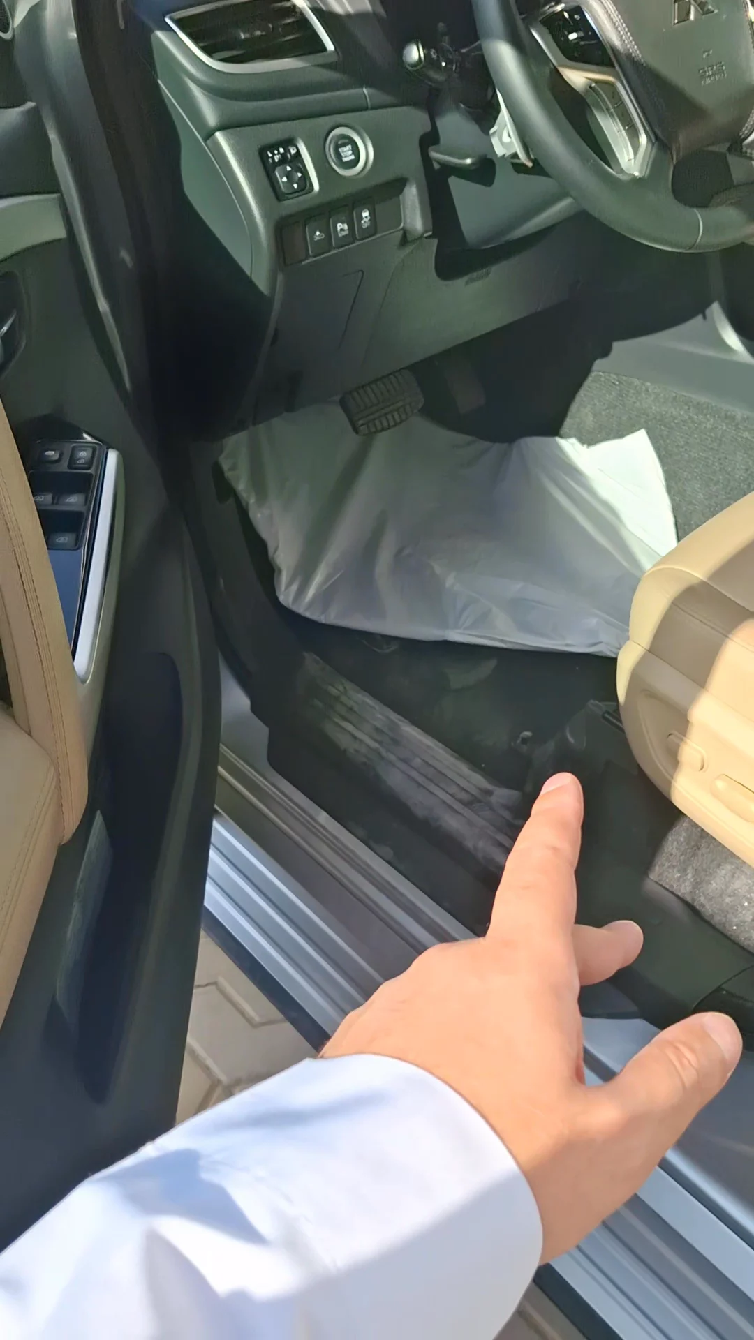 Mitsubishi Montero Sport ML 2023