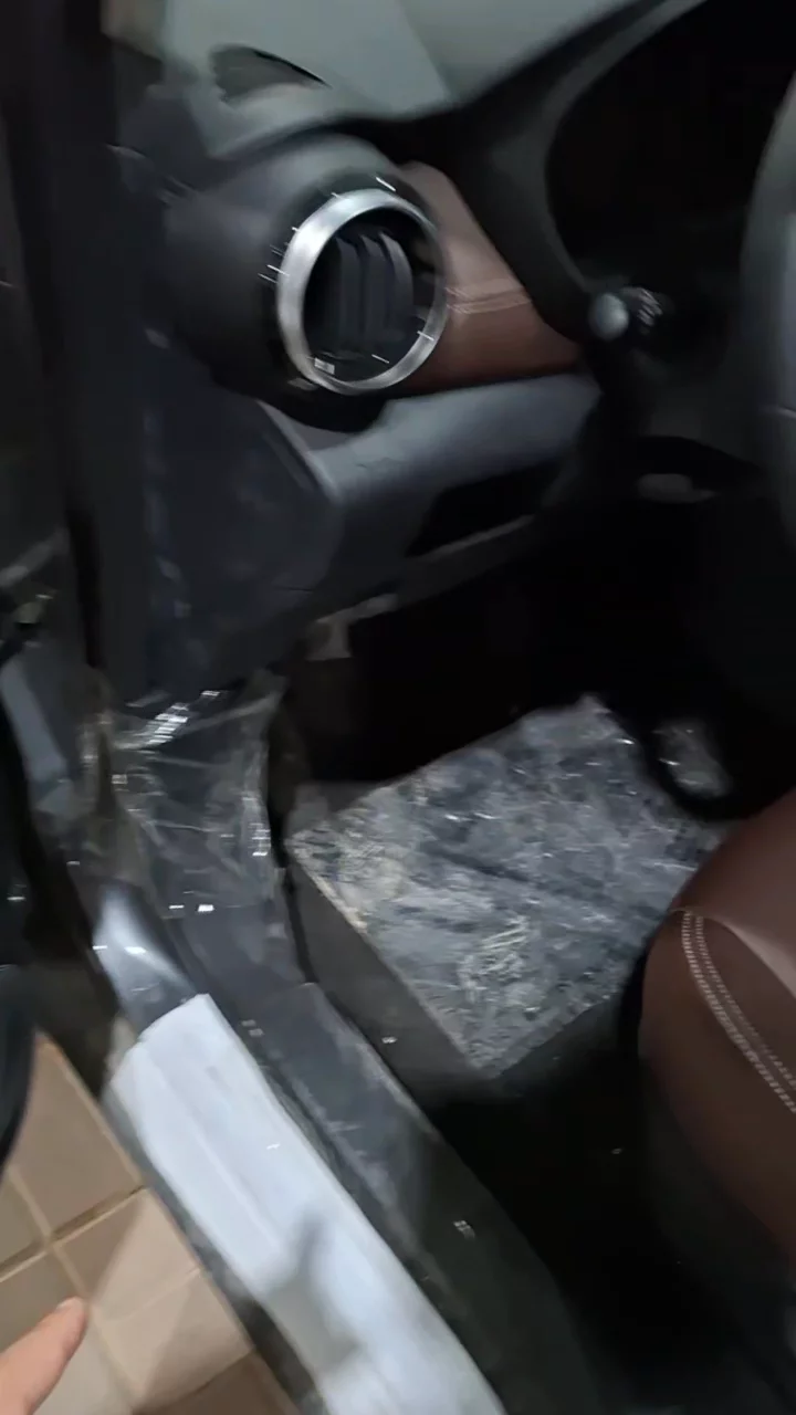 Car video thumbnail 1 of 10