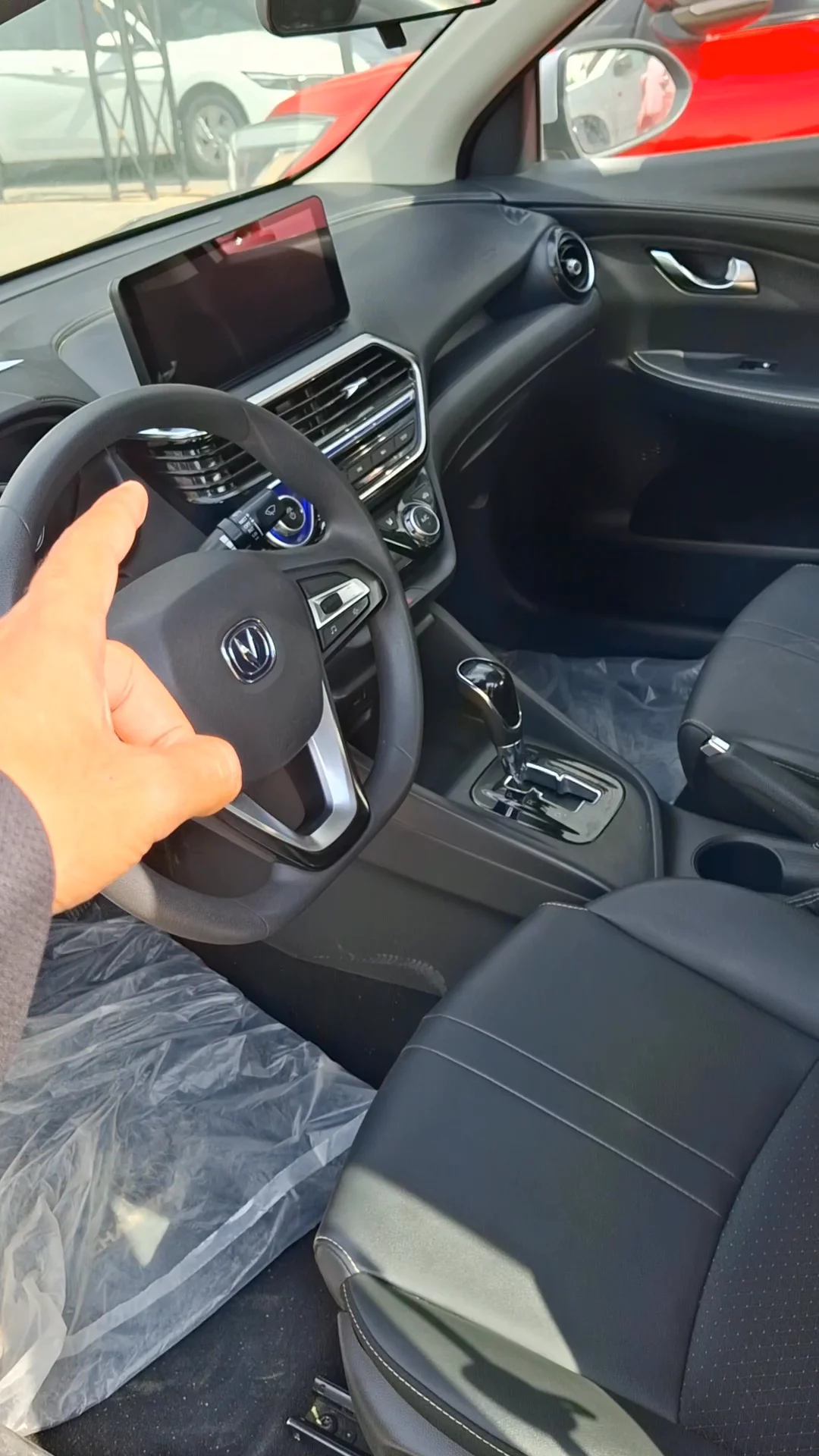 Car video thumbnail 1 of 7