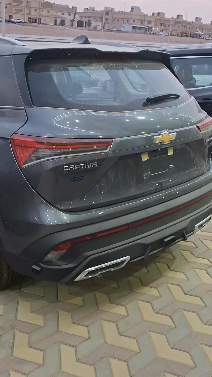 شفروليه كابتيفا Premier 2025