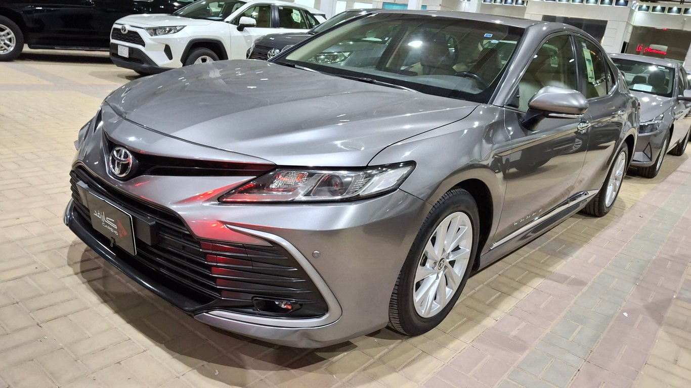 تويوتا كامري 2024