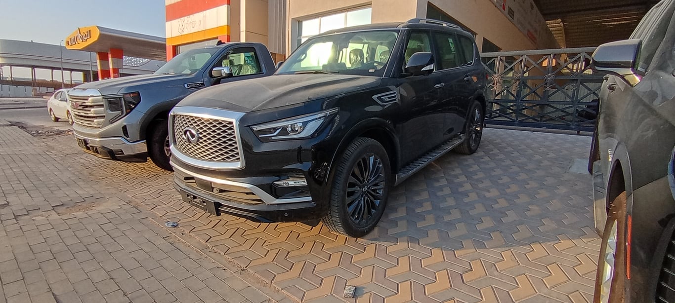 انفنتي QX80 2024