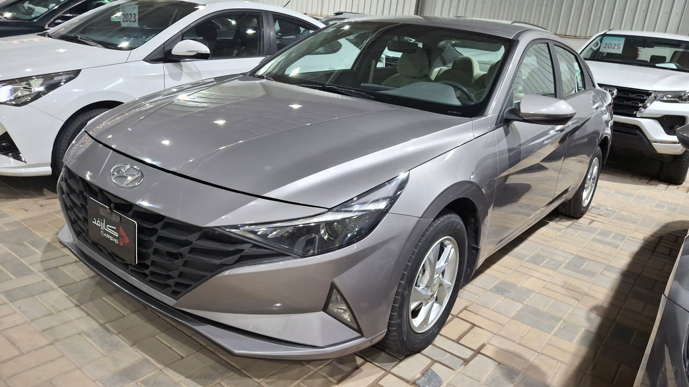 Hyundai Elantra 2023