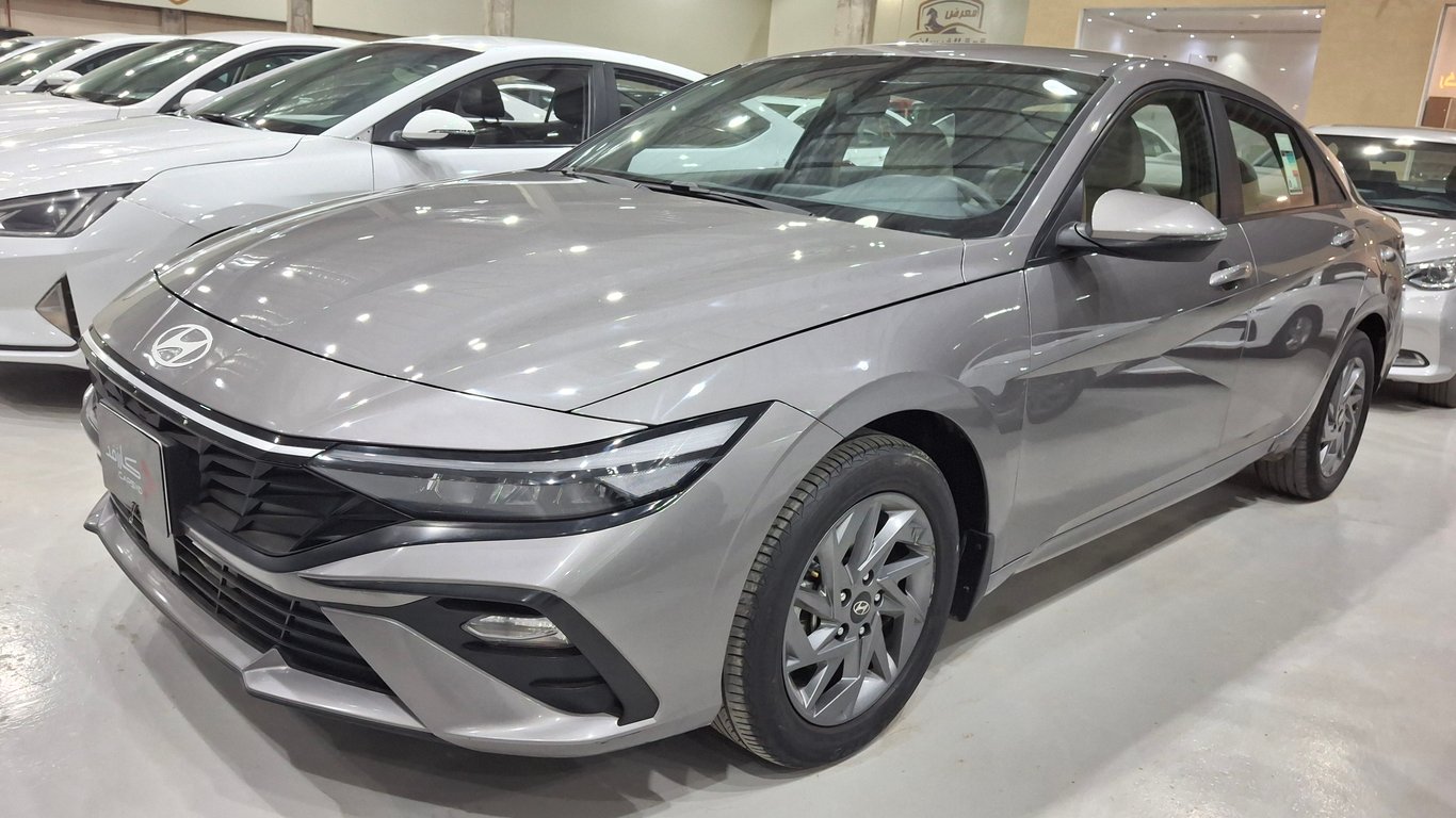 Hyundai Elantra 2025