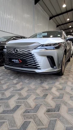 شاهد الفيديو