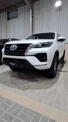 شاهد الفيديو
