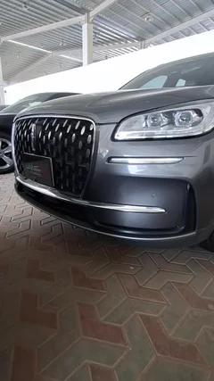 شاهد الفيديو
