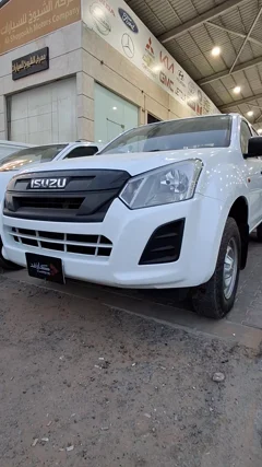 ايسوزو دي ماكس STD 2022